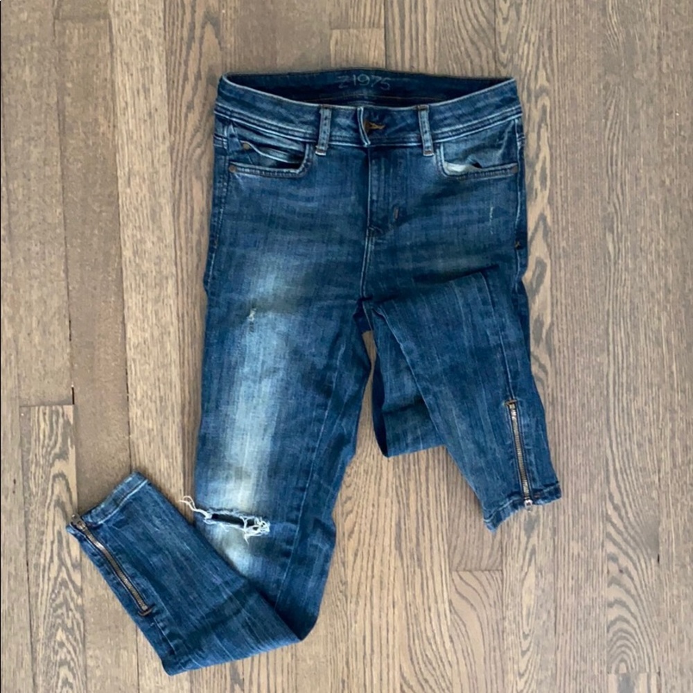 Zara Distressed Basic Denim size 2